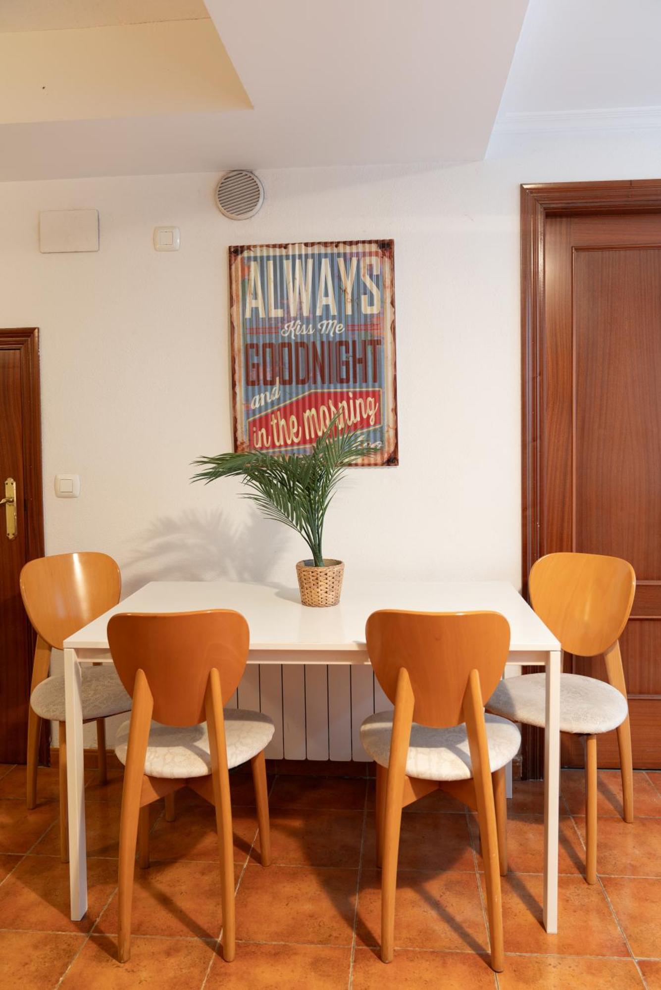 Espacio Tipo Estudio Completo, Totalmente Privado E Independiente